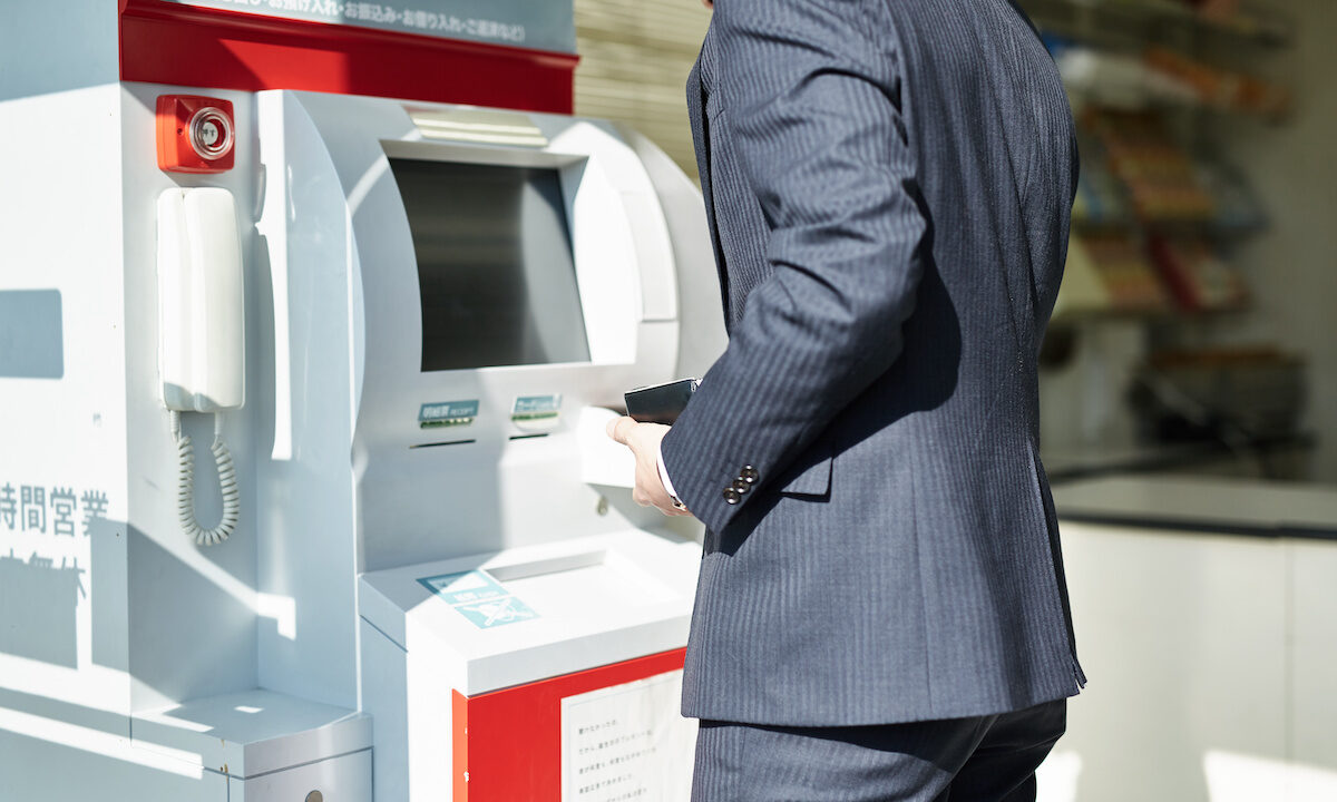 ベラジョンカジノのコンビニ入金方法！ATMからは入金できない？